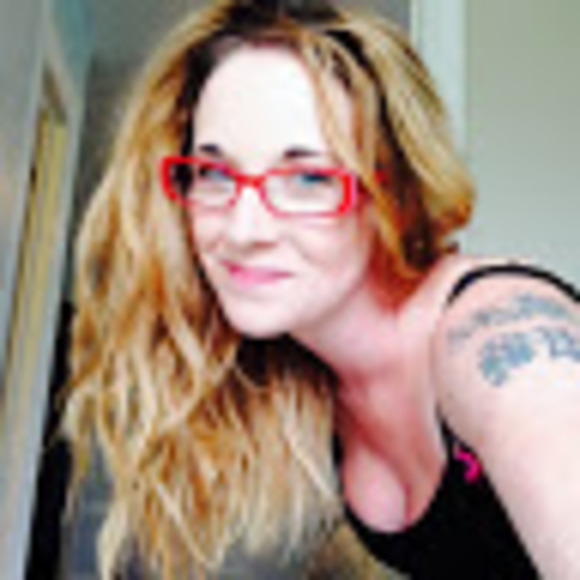 Meet your Posher, Jessica - Picture 1 of 1